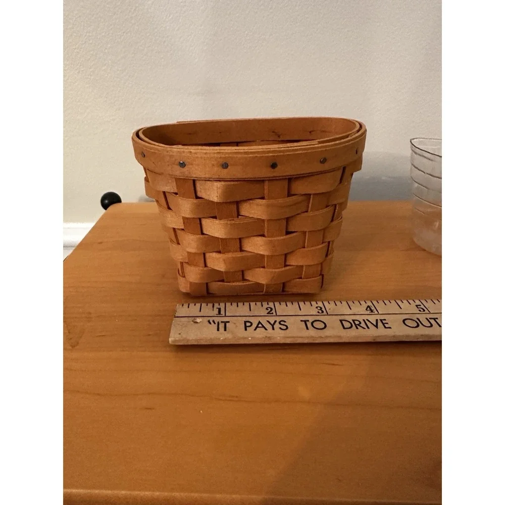 Longaberger Oregano Booking Basket With Plastic Liner 2000